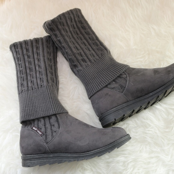 Muk Luks Shoes - NWT Muk Luks Gray Sweater Tall Boots Size 7